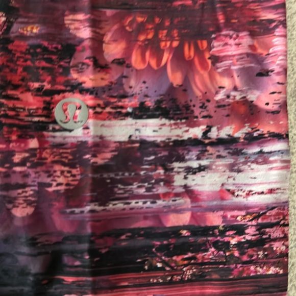 Lululemon Fast and Free HR Crop Leggings Size 2 - Picture 10 of 16